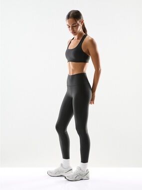 Aritzia GloTone™ Cheeky Infinite Hi-Rise 26" Legging